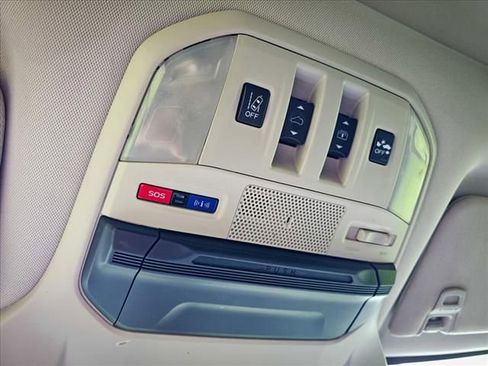 Used 2021 Subaru Ascent Limited w/ Technology Package image 34