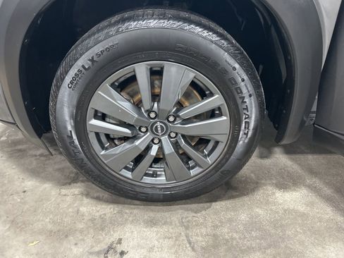 Used 2022 Nissan Pathfinder SV image 26