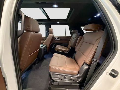 Used 2024 Chevrolet Tahoe High Country image 24