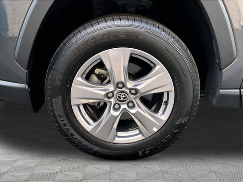 Used 2024 Toyota RAV4 XLE AWD/4WD image 11