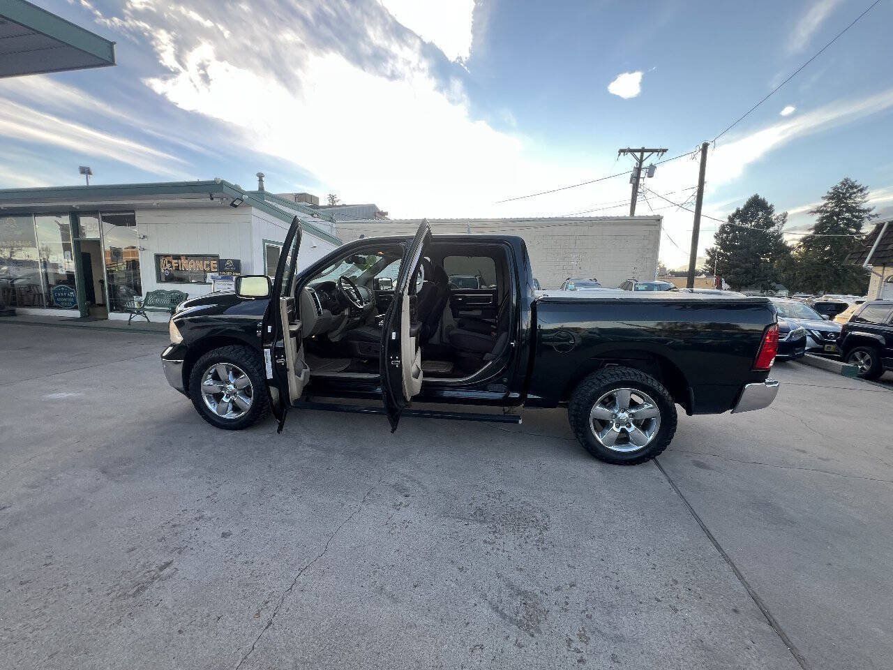 Used 2017 RAM 1500 Big Horn AWD/4WD image 22