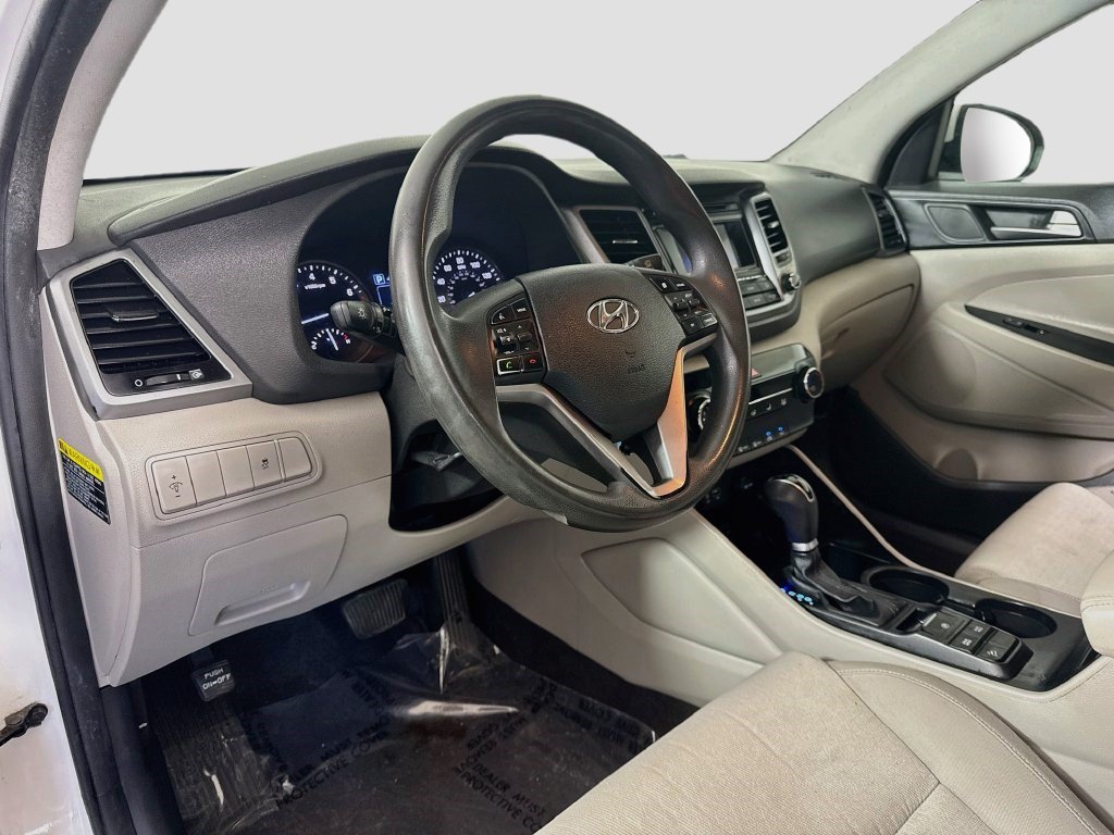 Used 2017 Hyundai Tucson SE w/ SE Popular Package 02 FWD image 21