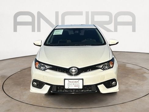 Used 2018 Toyota Corolla iM FWD image 5