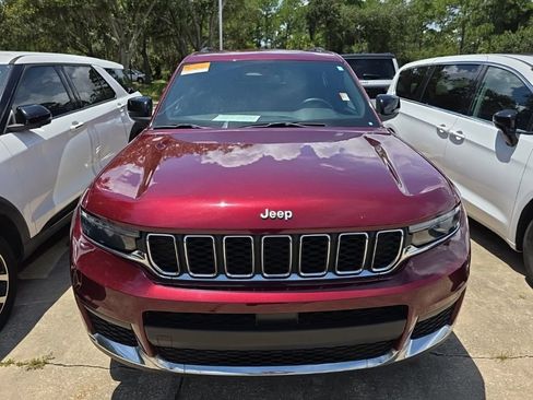 Used 2024 Jeep Grand Cherokee L Laredo w/ Trailer Tow Package AWD/4WD image 8