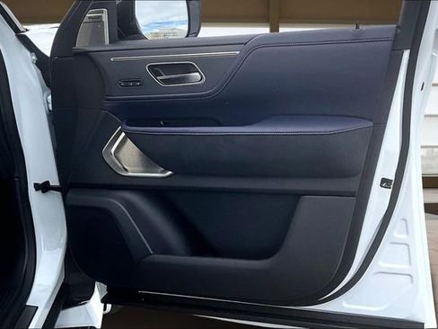 New 2026 INFINITI QX80 4WD image 24