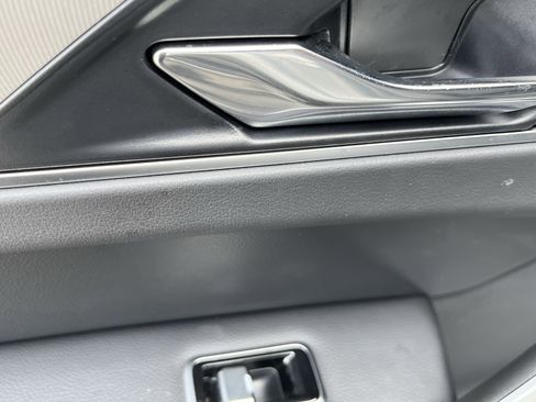 Certified 2025 Jaguar F-PACE R-Dynamic S AWD/4WD image 29