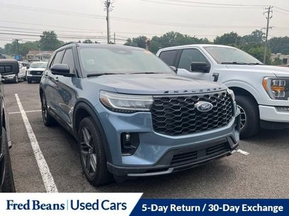 Used 2025 Ford Explorer ST-Line w/ Premium Package