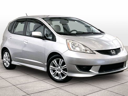 Used 2011 Honda Fit Sport image 4