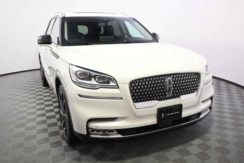 Used 2020 Lincoln Aviator Reserve w/ Equipment Group 202A AWD/4WD image 9