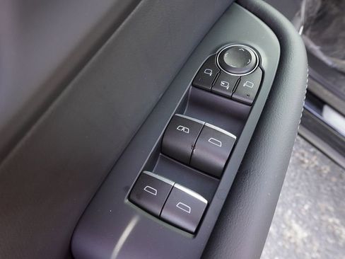 New 2026 Buick Enclave Sport Touring w/ Power Package image 17