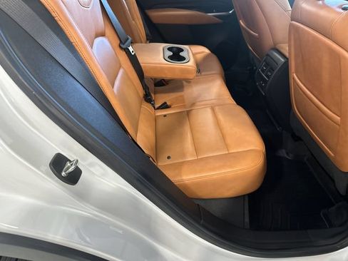 Used 2022 Cadillac XT4 Sport w/ Sun And Sound Package AWD/4WD image 23