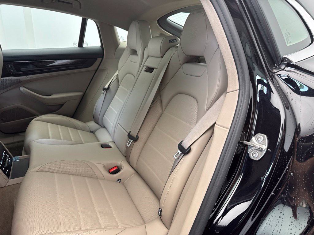 New 2026 Porsche Panamera RWD image 9