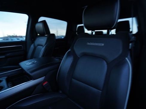 Used 2025 RAM 1500 Laramie image 34