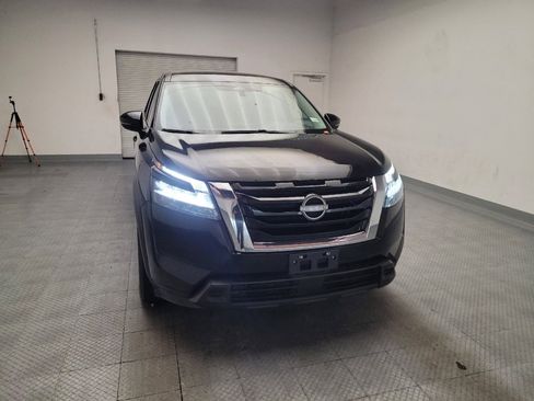 Used 2022 Nissan Pathfinder S FWD image 14