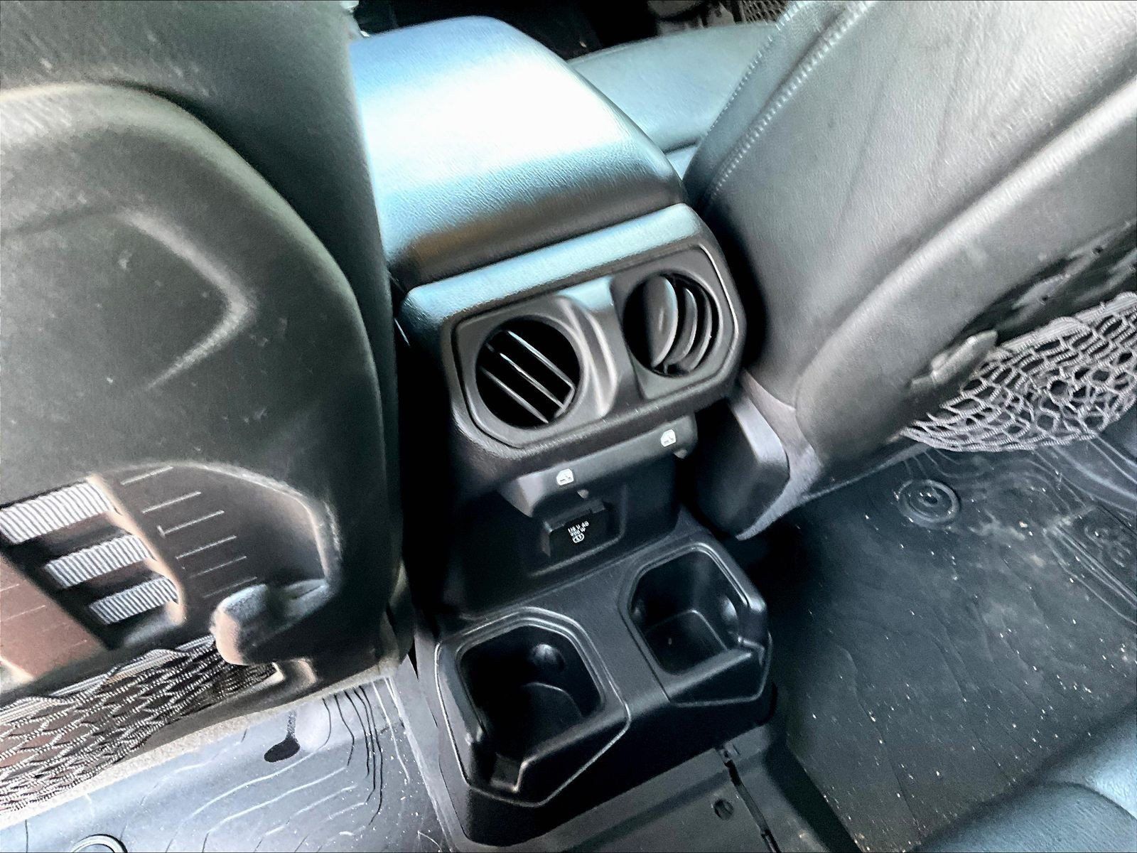 Used 2021 Jeep Gladiator Rubicon AWD/4WD image 11