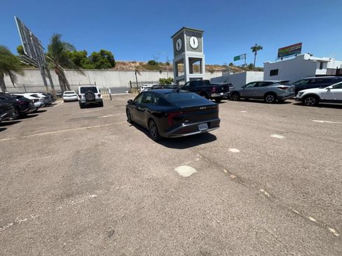 Used 2025 Kia K4 FWD image 15