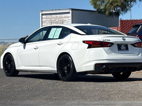 Used 2024 Nissan Altima 2.5 SR FWD image 8