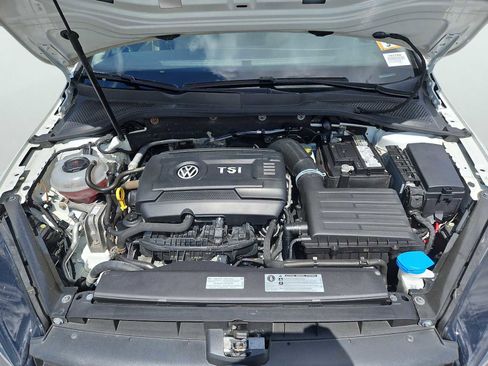 Used 2018 Volkswagen Golf SE FWD image 34