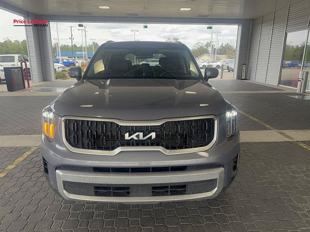 Used 2024 Kia Telluride EX FWD image 2