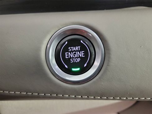 Used 2021 Cadillac Escalade Sport Platinum w/ Heavy-Duty Trailer Package image 31