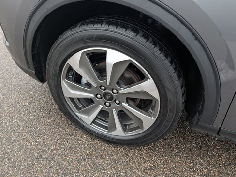 Used 2024 Ford Escape Platinum image 15