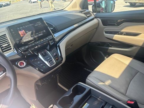 Used 2022 Honda Odyssey Elite image 27