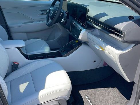 New 2026 Hyundai Kona SEL Premium image 32