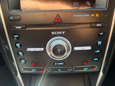 Used 2019 Ford Explorer Sport AWD/4WD image 21