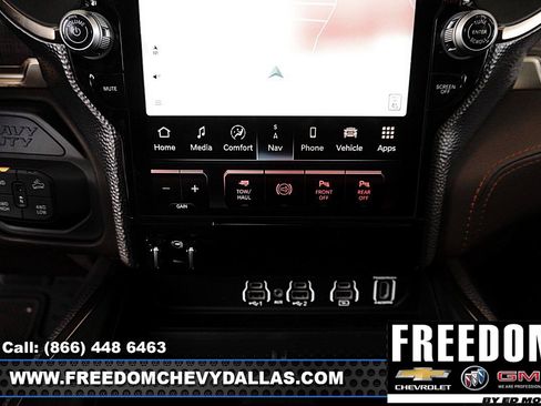 Used 2025 RAM 2500 Limited AWD/4WD image 17