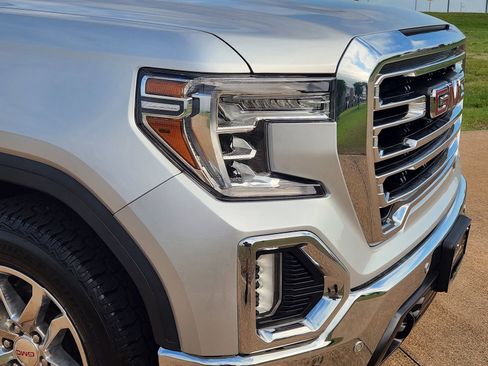 Used 2020 GMC Sierra 1500 SLT AWD/4WD image 12
