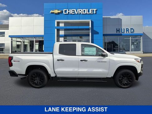 New 2026 Chevrolet Colorado W/T image 3