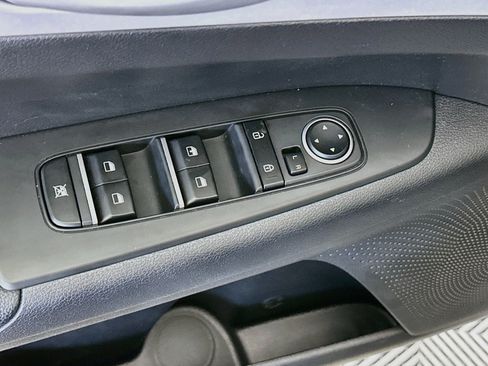 Used 2023 Kia Forte LXS FWD image 15