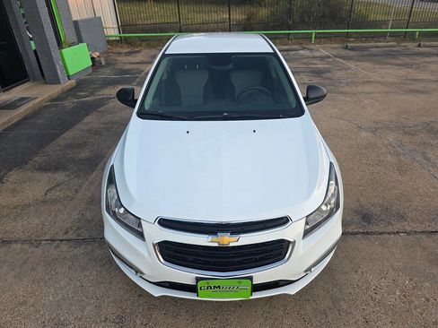 Used 2016 Chevrolet Cruze LS image 4