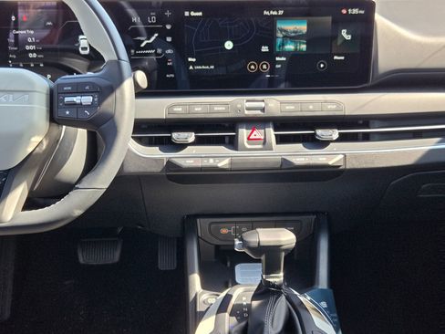 New 2025 Kia K4 GT-Line image 14