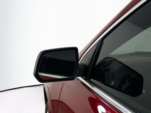 Used 2019 GMC Acadia Denali image 16