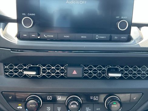 Used 2024 Honda Accord EX image 12