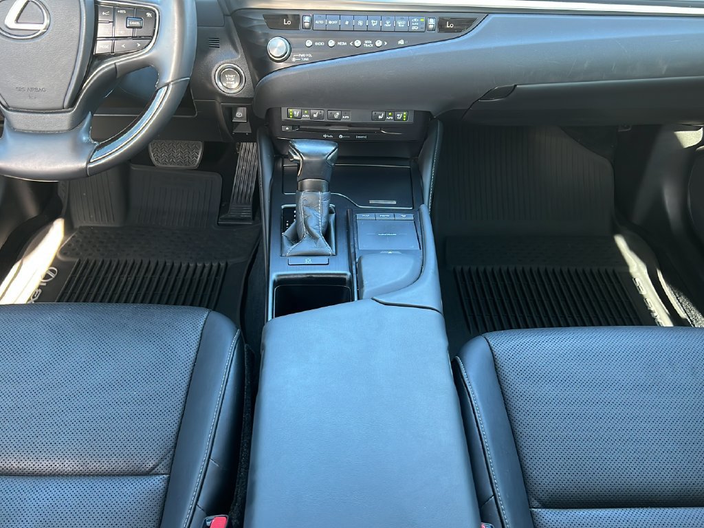 Used 2021 Lexus ES 350 w/ Premium Package FWD image 14