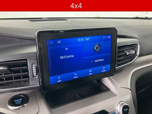 Used 2023 Ford Explorer XLT w/ Equipment Group 202A image 4