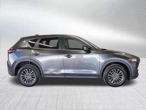 Used 2017 MAZDA CX-5 Touring image 8