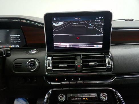 Used 2021 Lincoln Navigator L Reserve w/ Luxury Package image 22