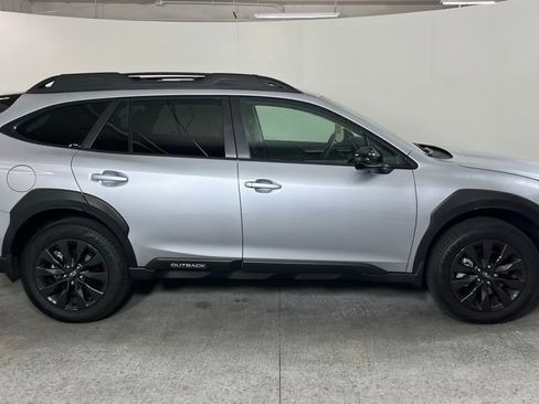 Used 2025 Subaru Outback Onyx Edition XT AWD/4WD image 24