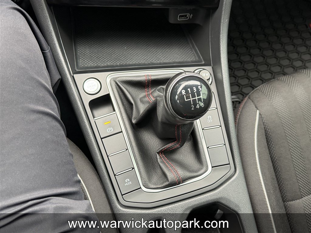 Used 2019 Volkswagen Jetta GLI FWD image 10