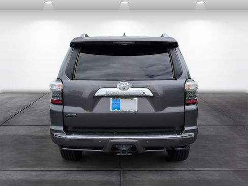 Used 2021 Toyota 4Runner Limited AWD/4WD image 5