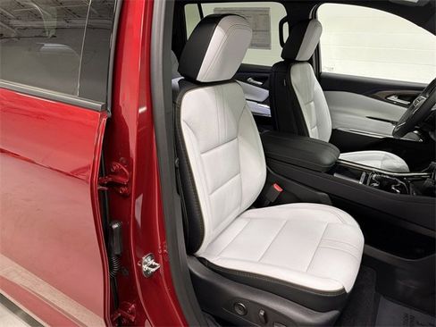 New 2026 Chevrolet Traverse High Country w/ LPO, Illumination Package image 21