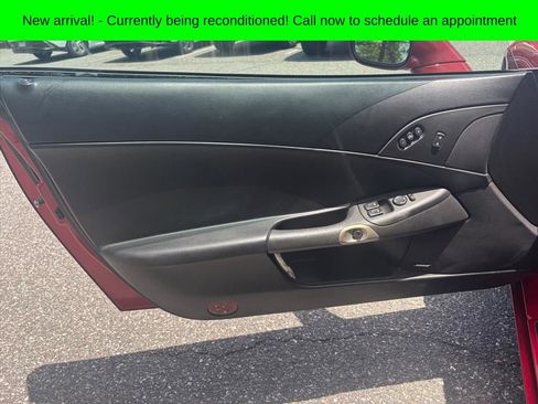Used 2005 Chevrolet Corvette Convertible w/ Preferred Equipment Group RWD image 10