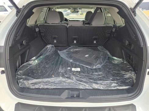 Certified 2025 Subaru Outback Premium w/ Popular Package #1A image 15