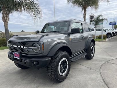 New 2025 Ford Bronco Badlands w/ Sasquatch Package