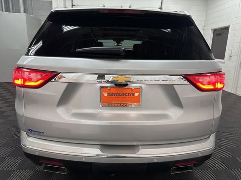 Used 2021 Chevrolet Traverse Premier w/ LPO, Floor Liner Package image 8