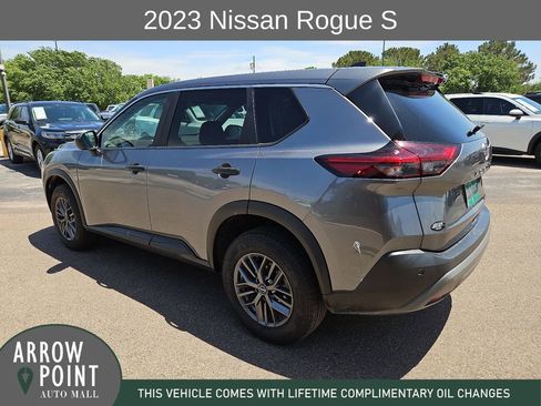 Used 2023 Nissan Rogue S FWD image 8