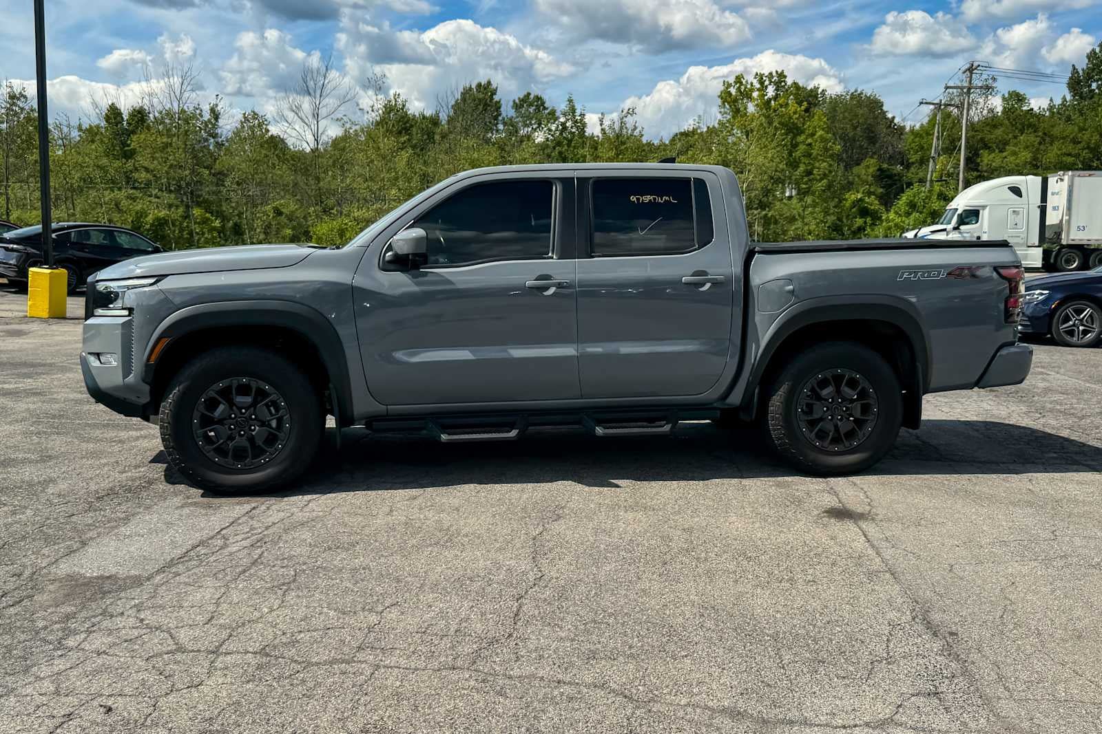 Certified 2023 Nissan Frontier PRO-4X w/ Pro-4X Premium Package AWD/4WD image 6